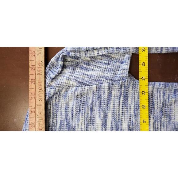 189 LOFT Outlet Women's Cozy Turtleneck Sweater - Picture 7 of 8